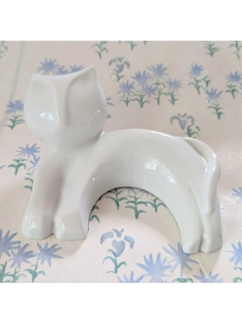 Naaman Porcelain Cat Figurine White Mid Century Modern Mod 60s Minimalist Decor